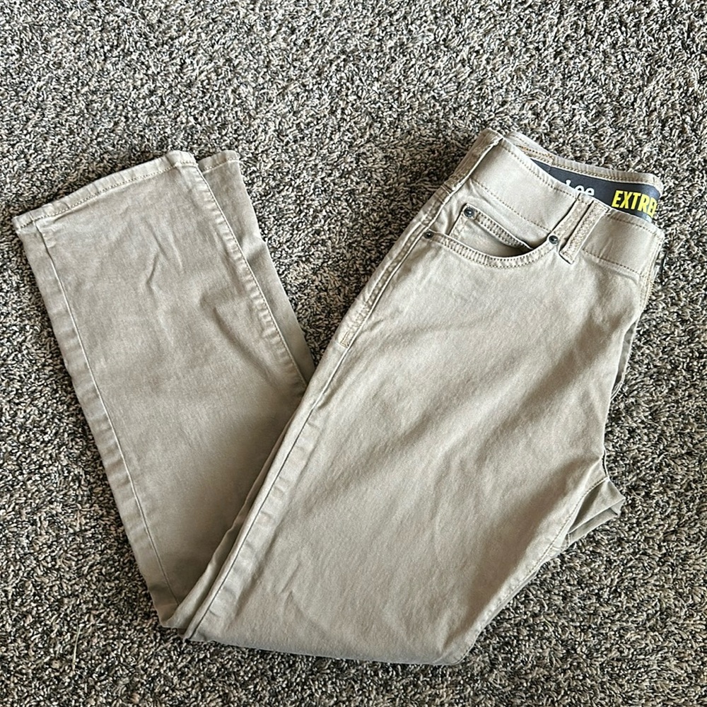 🤎 Lee Khakis 🤎
